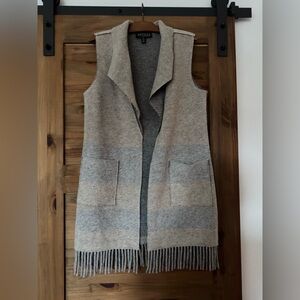 Artizan Robin Barré  Sweater Vest Size S Gray  Sleeveless Cardigan